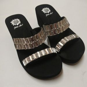 Yellow Box Size 8 Platform Flip Flops with Accents